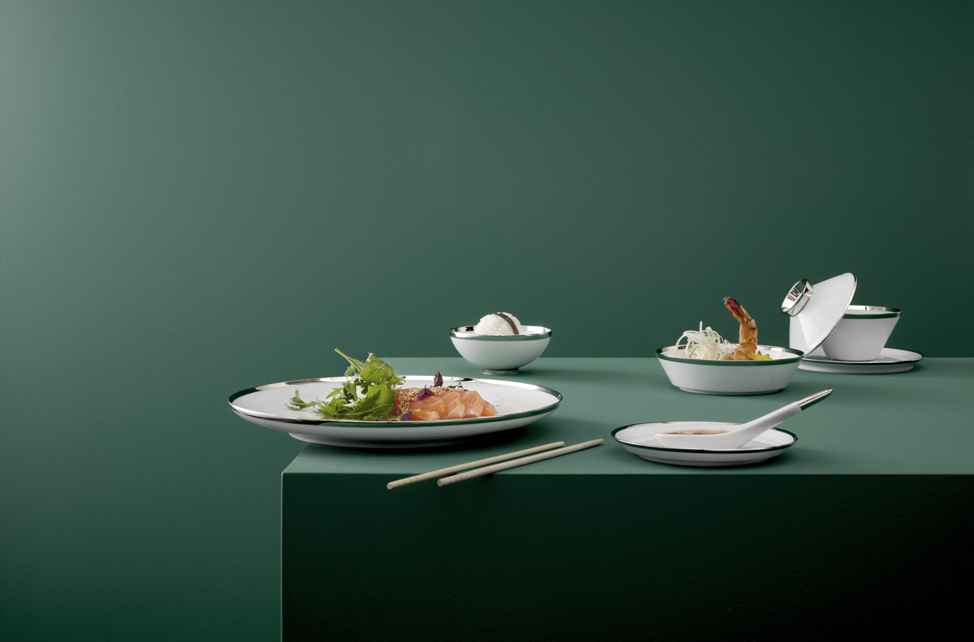 Treasure Platinum – biała porcelana z platyną